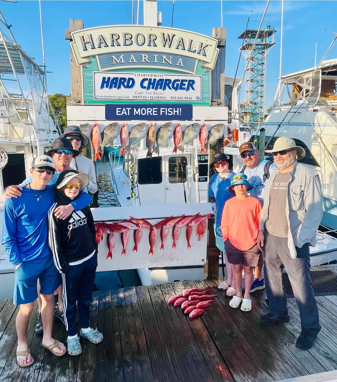 Group of 8 people fishing in Florida