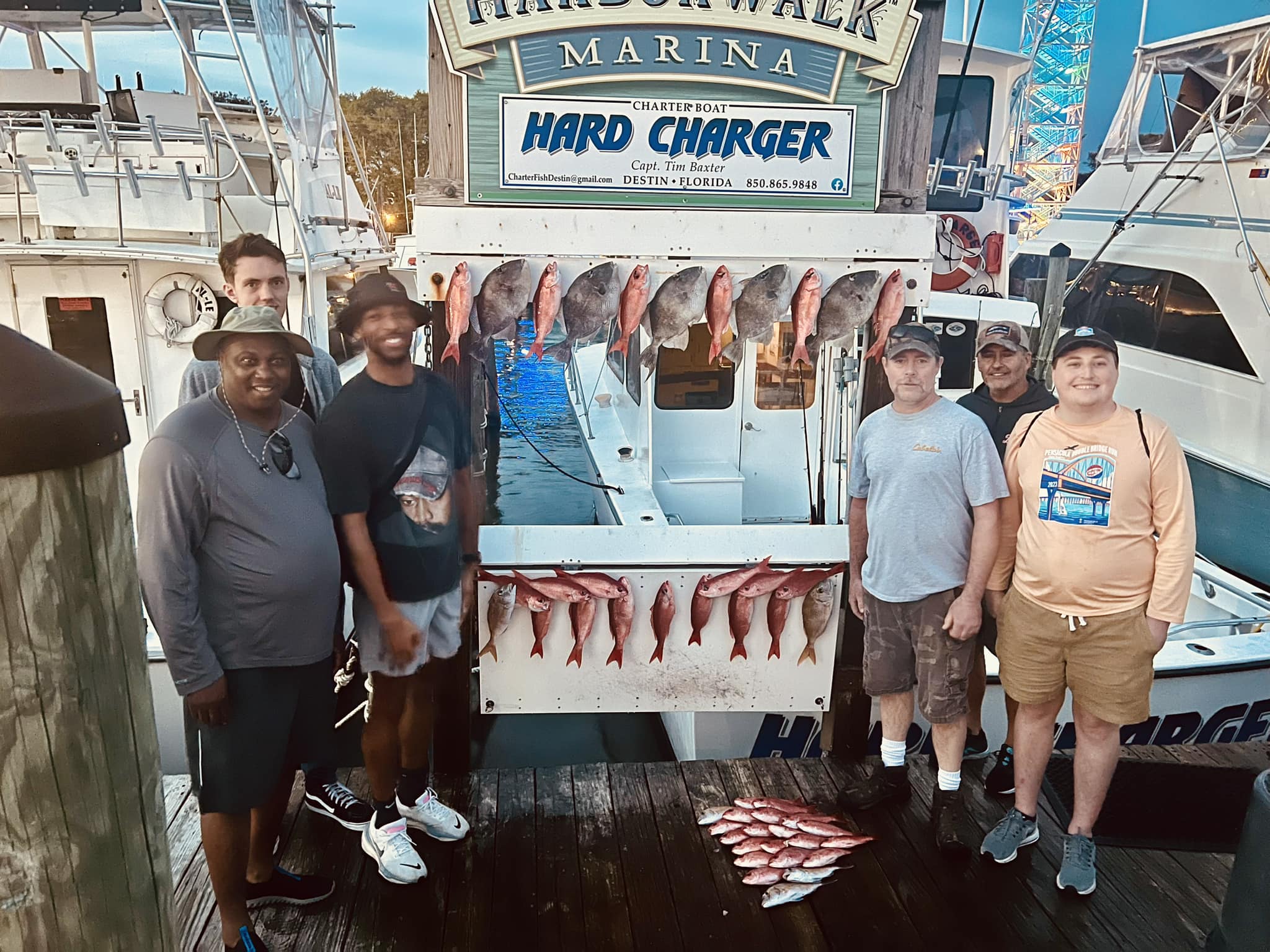 7 people enjoy a great fishing trip in FL