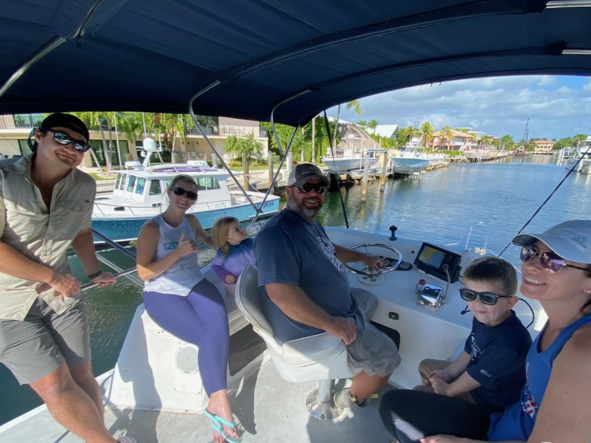 5 people fishing in FL