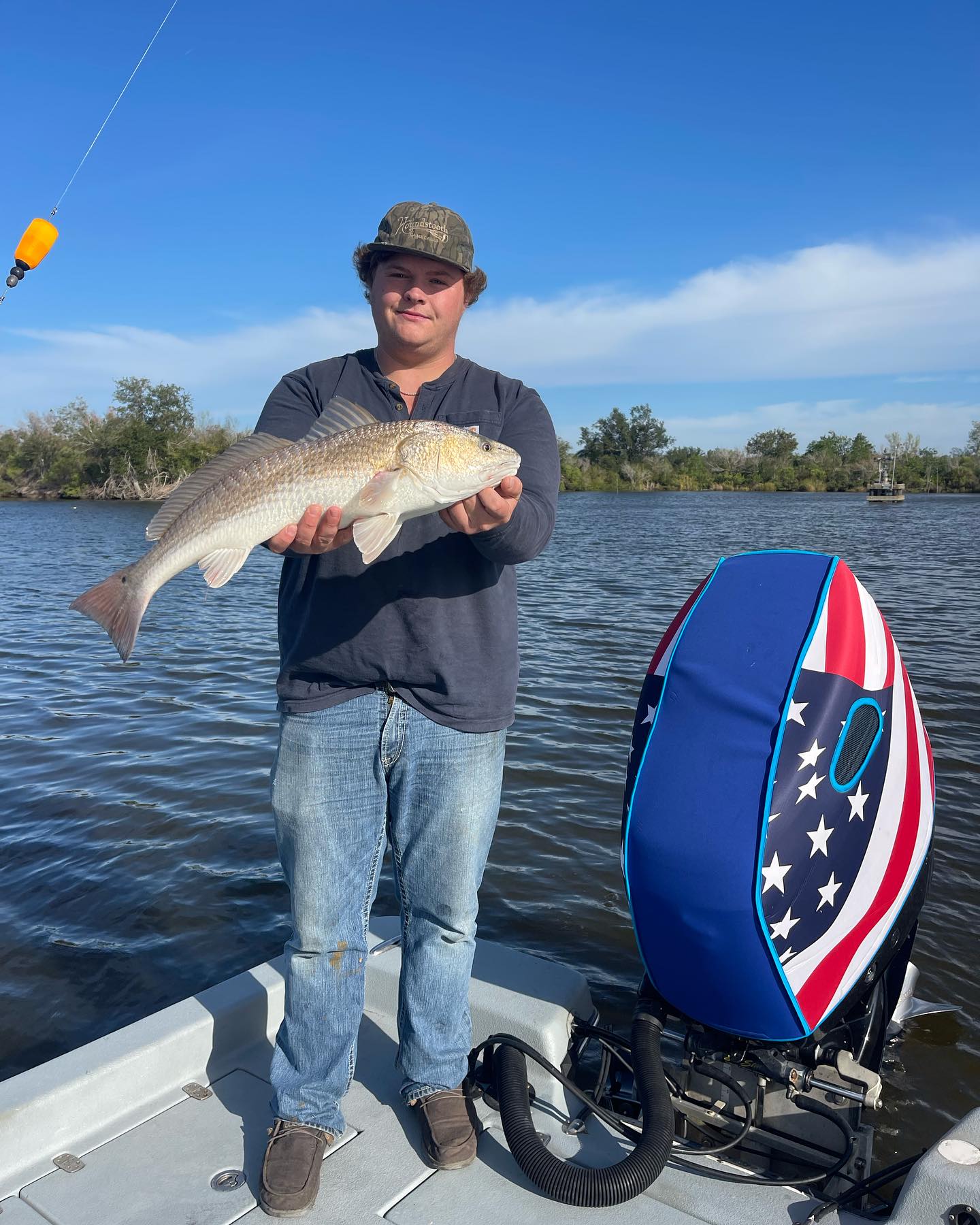 Redfish, 22 inches, caught in Barataria, Louisiana
