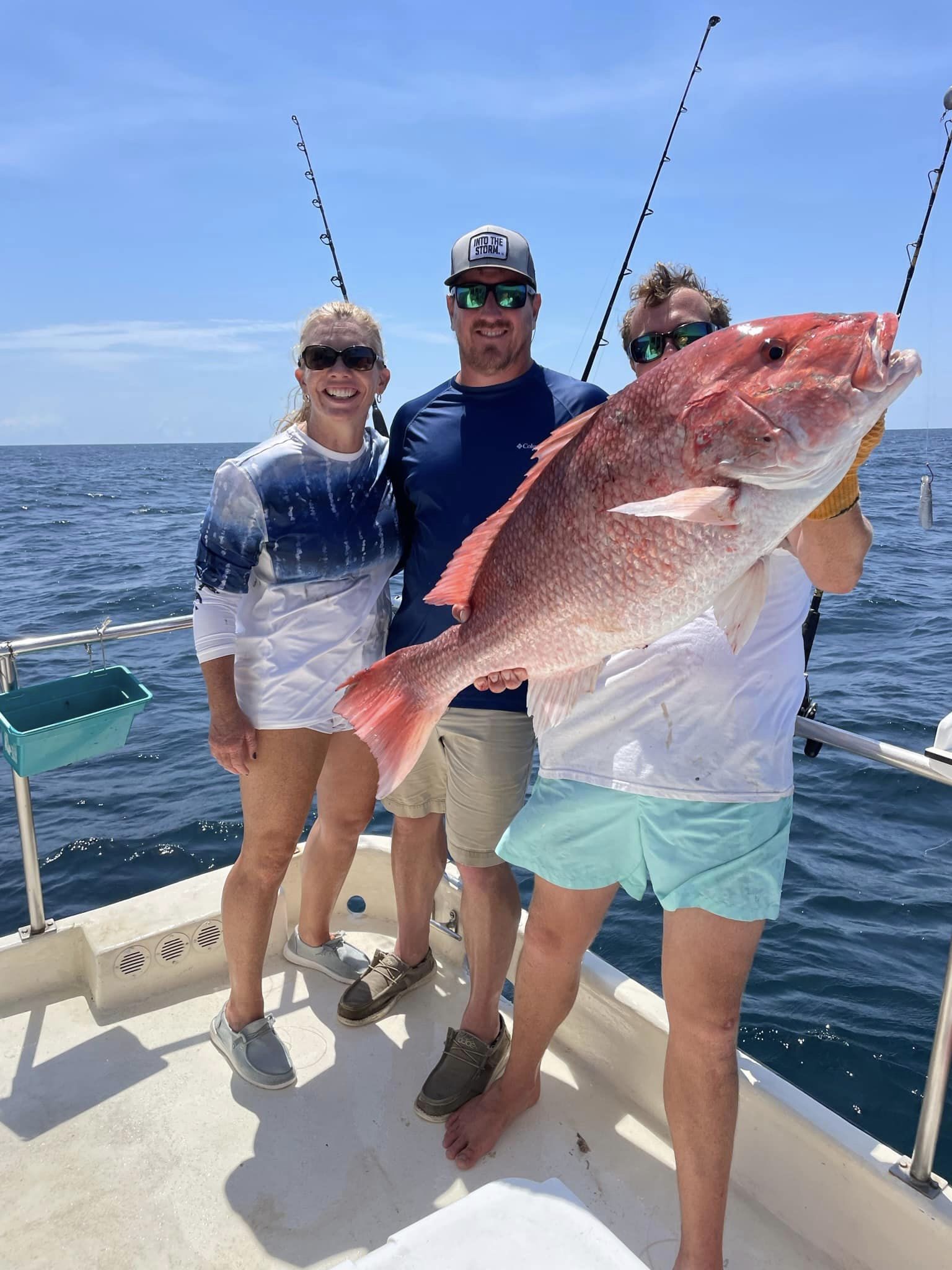 3 people fishing in AL