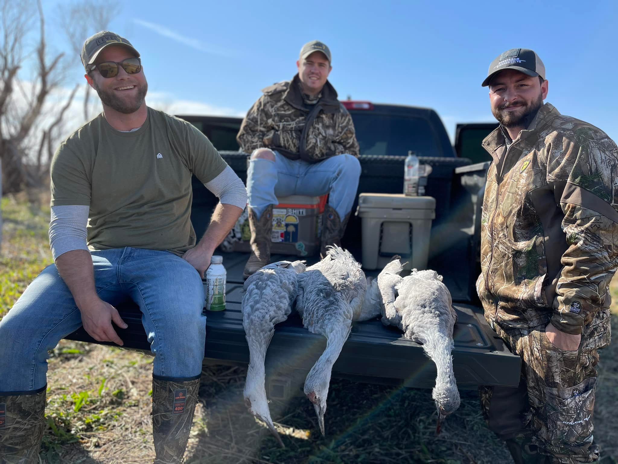 A group of 3 people hunting in Plainview