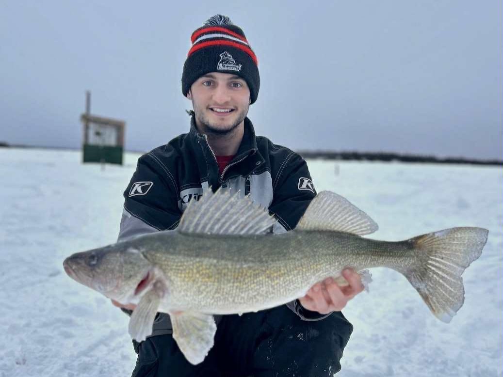 Kapuskasing River full day fishing trip for 2 anglers with guide and gear included