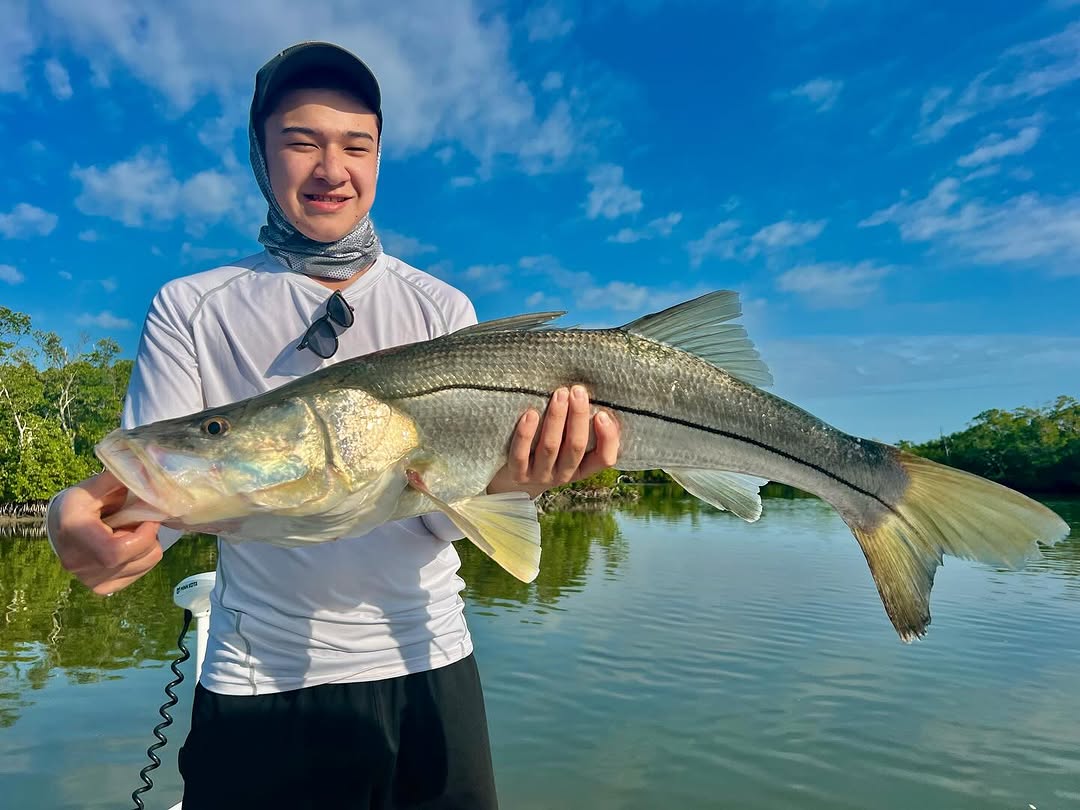 Naples Marco Island inshore fishing trip - beginner-friendly boat charter targeting tarpon redfish