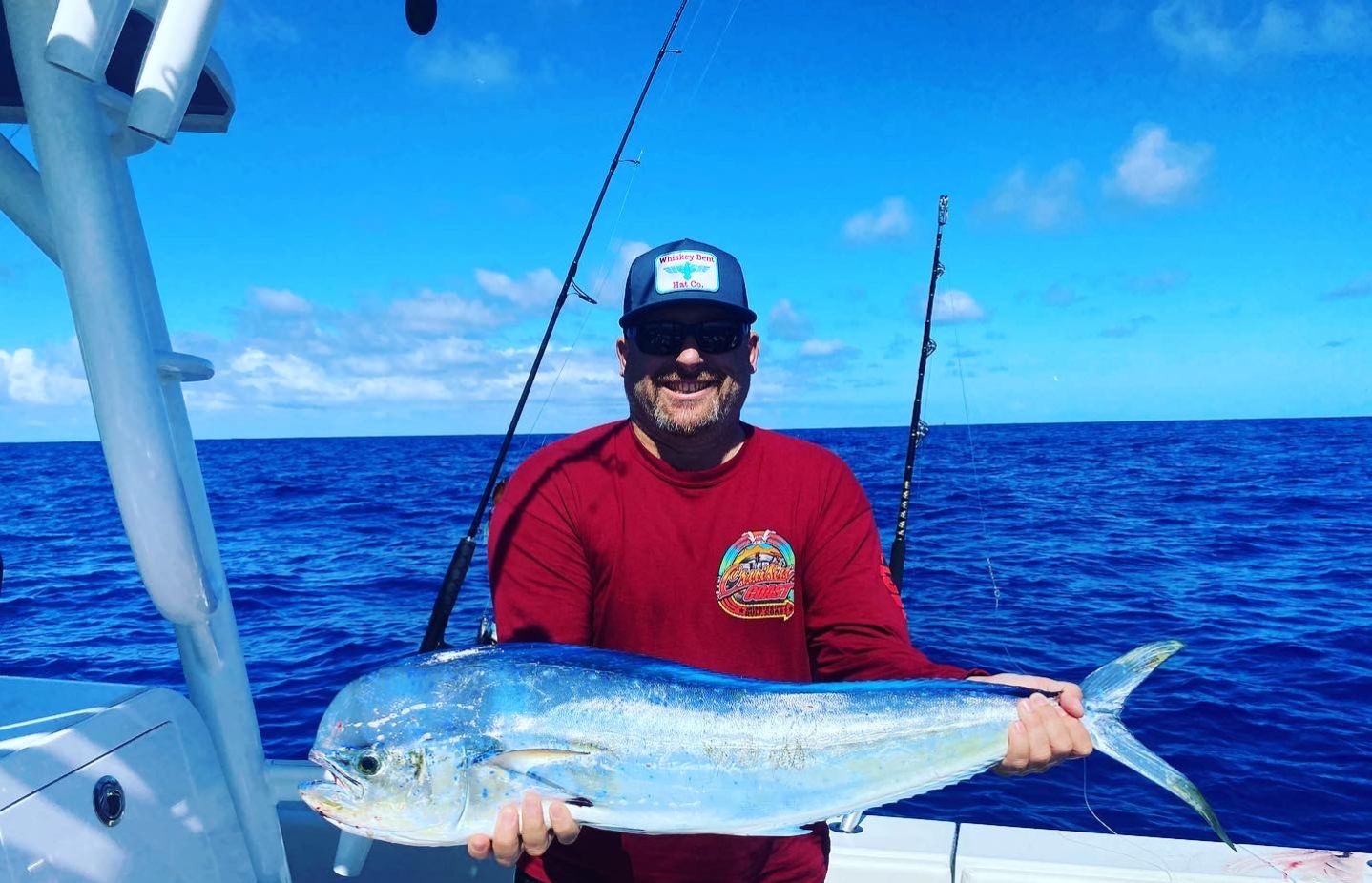 Angler catches a big fish in HI
