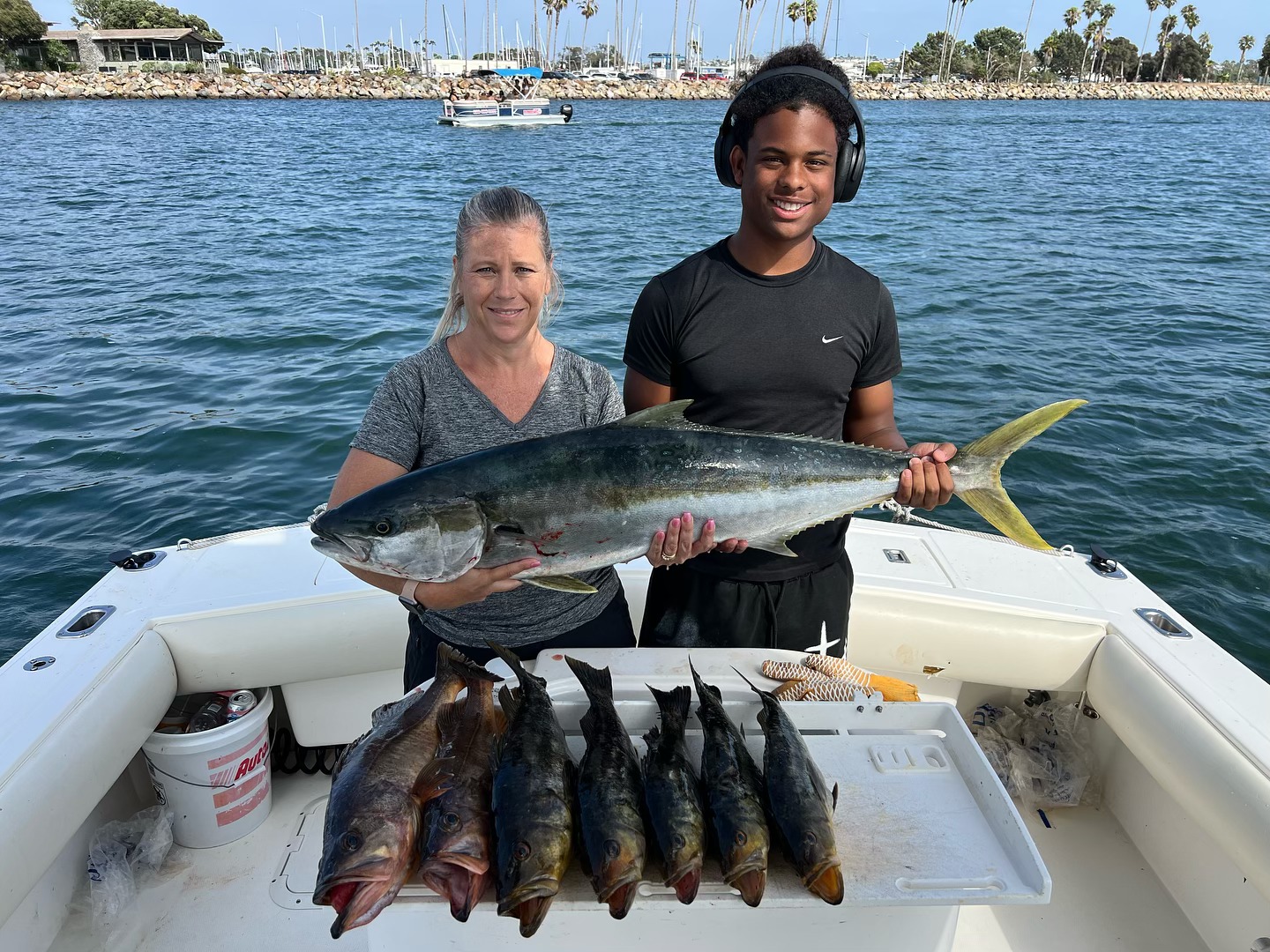 6-hour inshore fishing trip San Diego with Captain Dan targeting halibut, bonito, lingcod