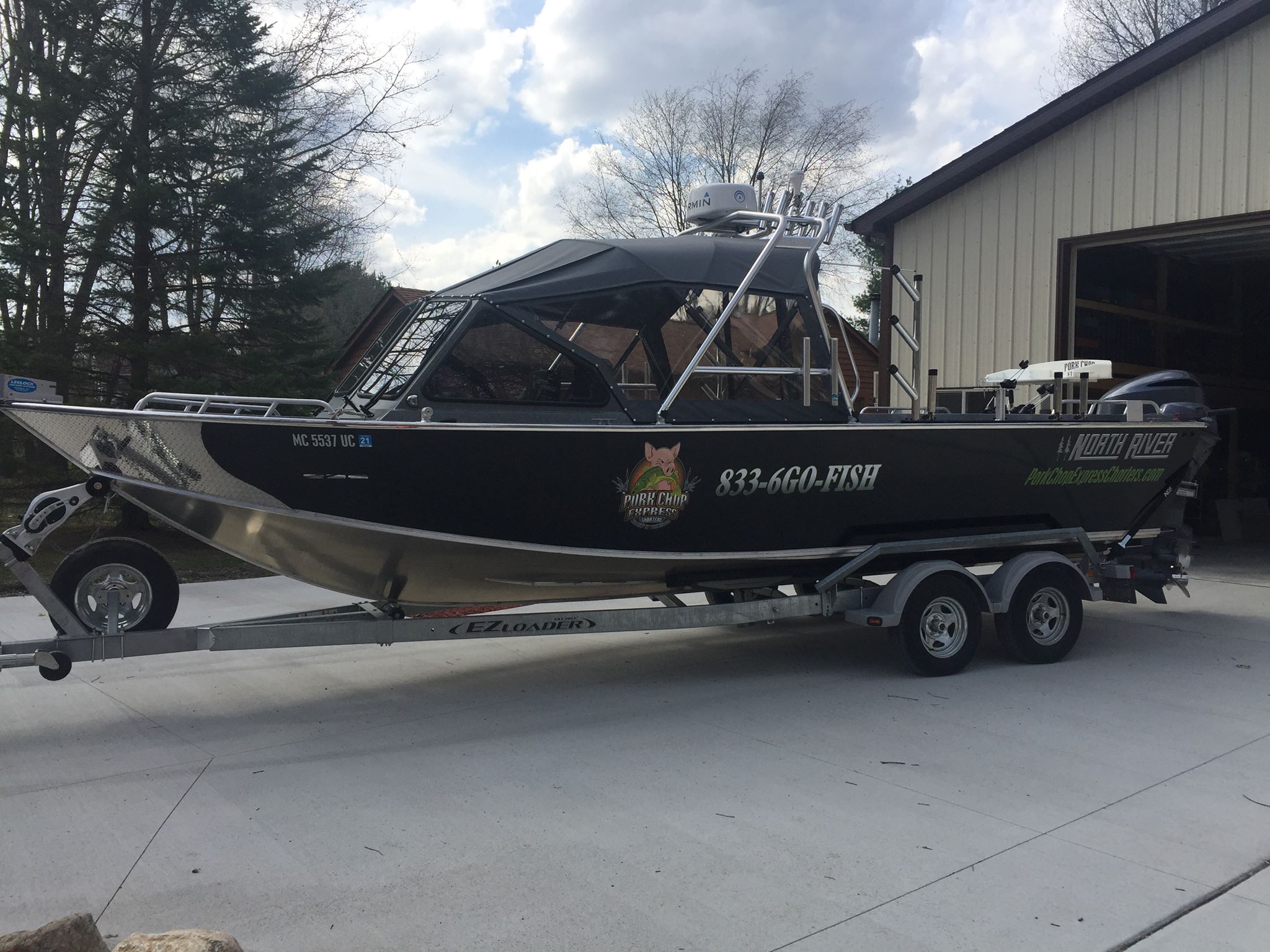 27ft North River Boat