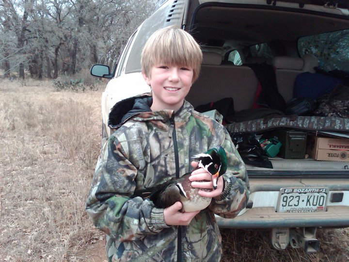 One person hunting in Byers