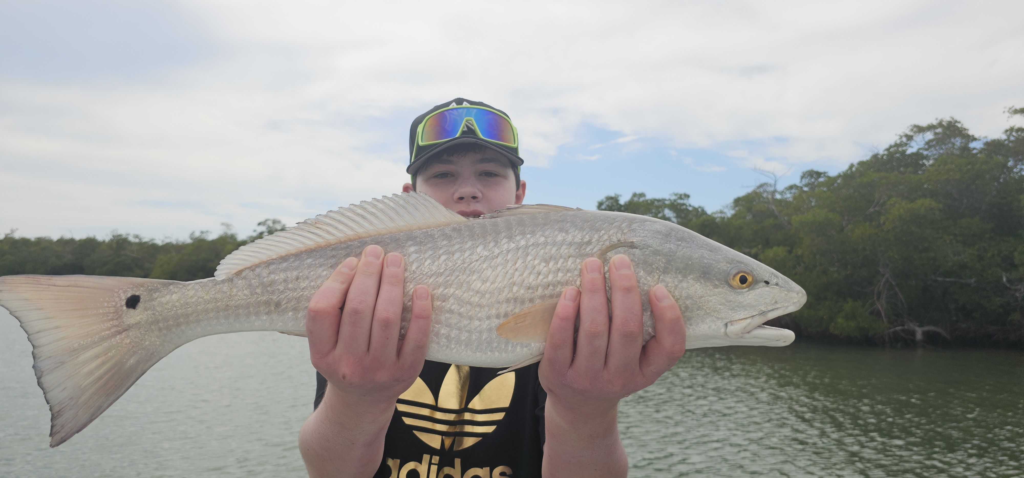 Naples afternoon inshore fishing charter boat targeting snook, redfish, tarpon in Florida waters