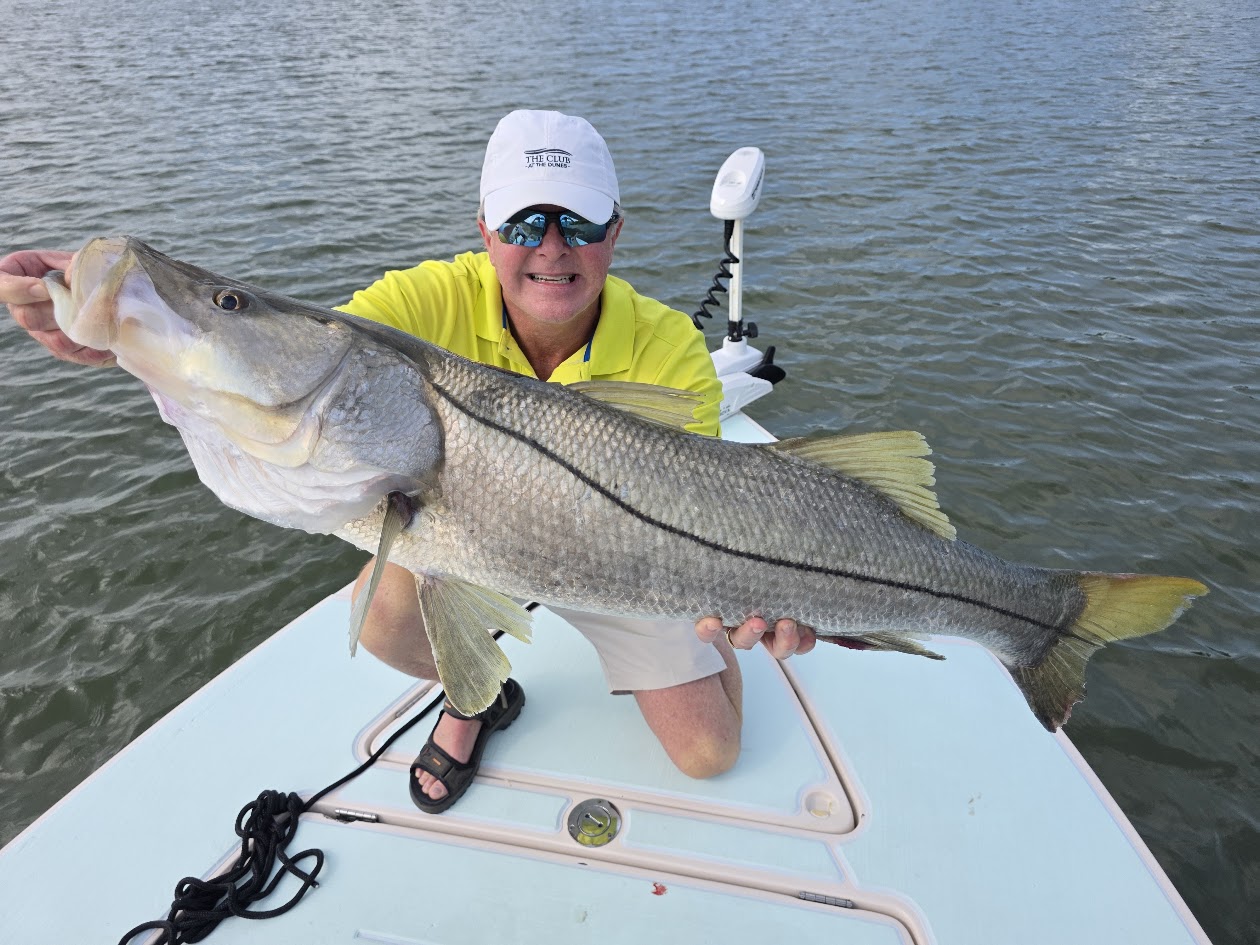 Naples inshore fishing charter boat targeting snook, redfish and tarpon in coastal waters