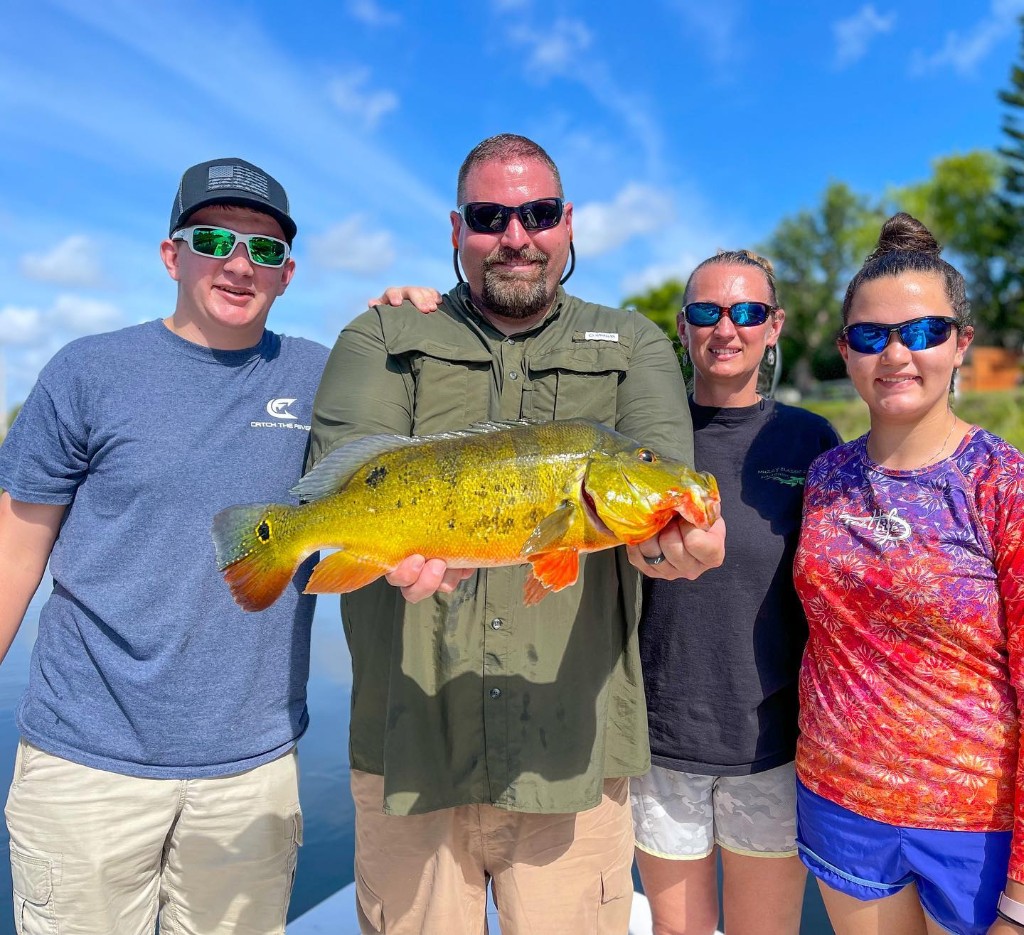 4 anglers fishing on the coast of Delray Beach