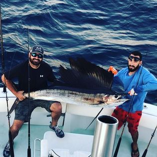 Couple fishing in Hollywood