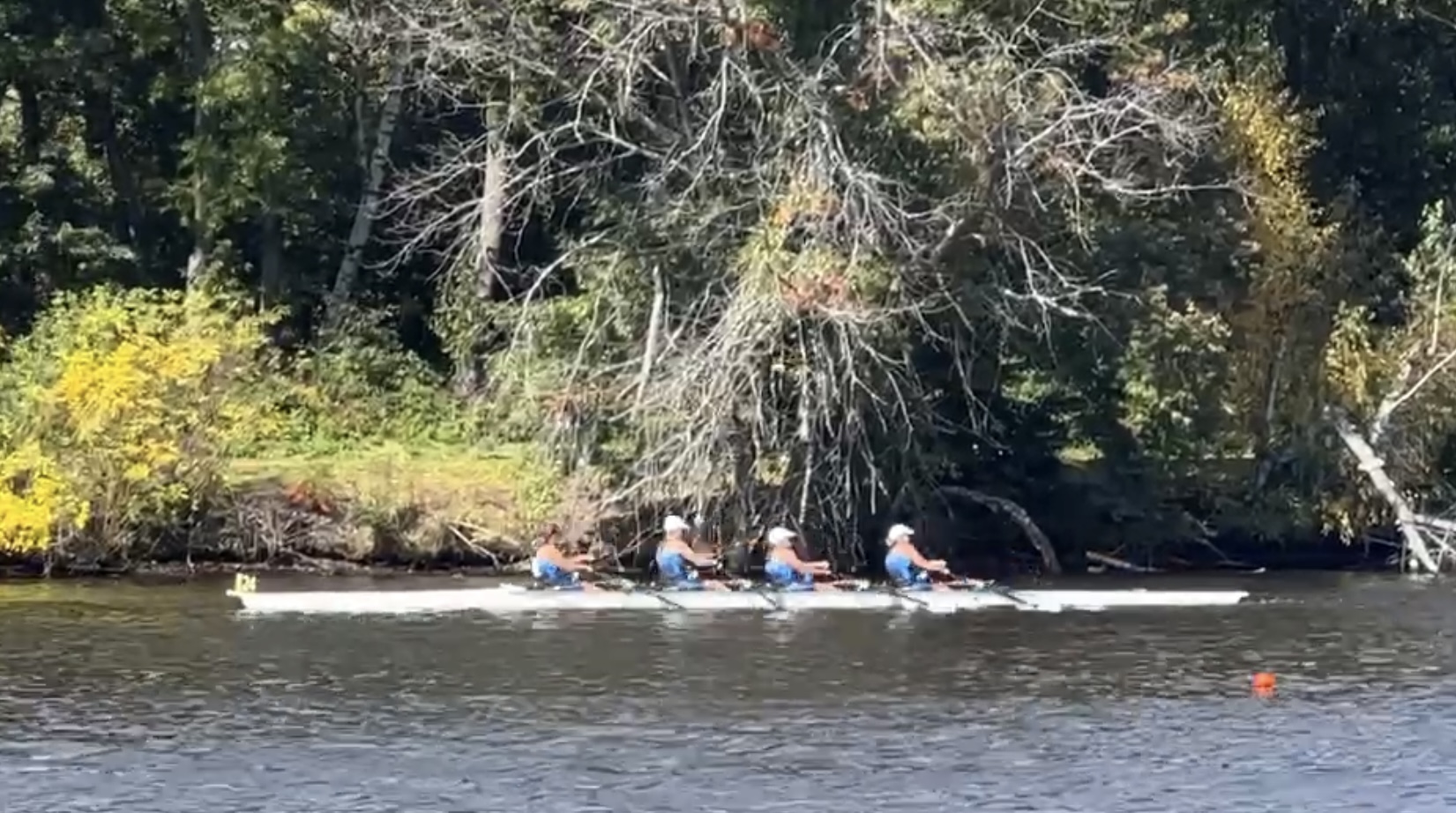 Introduction to rowing and crewing course - beginner-friendly water sports training program