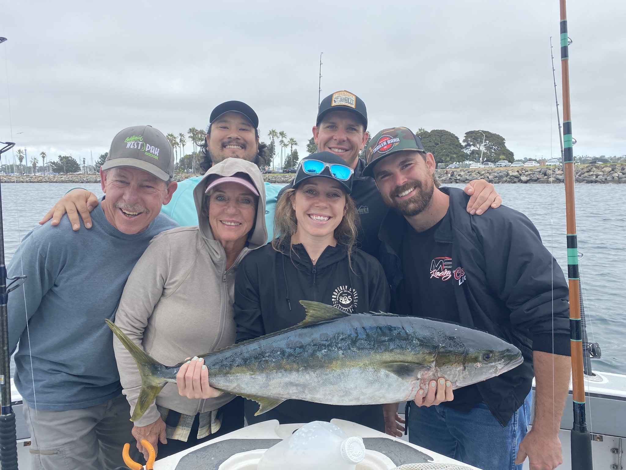 Impressive catch of a giant king mackerel in CA