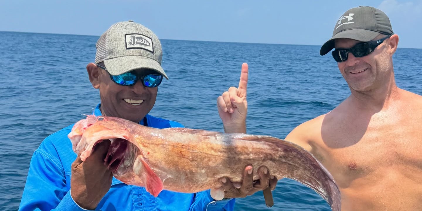 Tamarindo offshore fishing charter boat for marlin, sailfish, tuna and mahi mahi trips