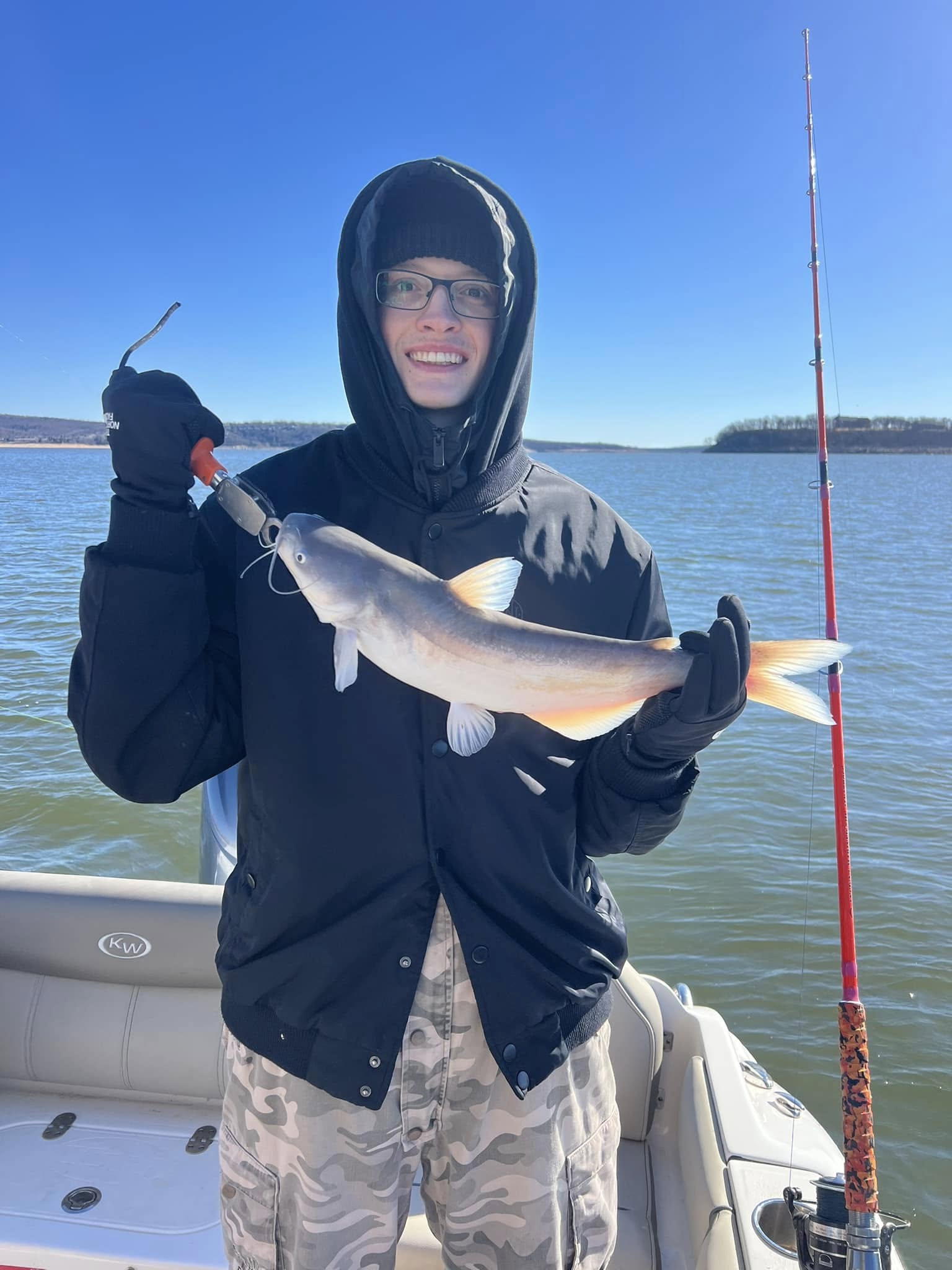 Blue catfish catch on boat in Sand Springs OK
