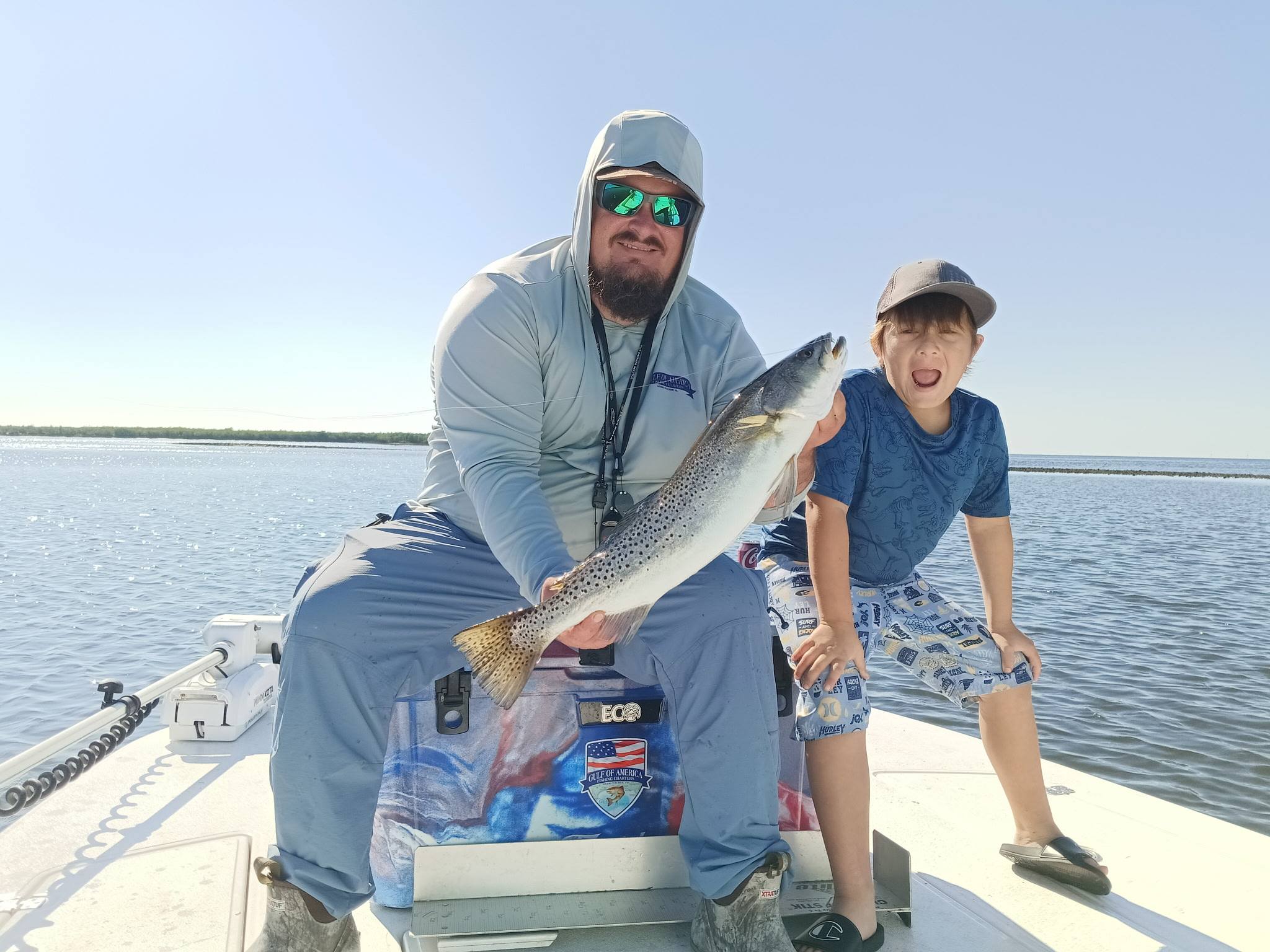 Redfish fishing charter boat G3 in Weeki Wachee shallow waters targeting snook and trout