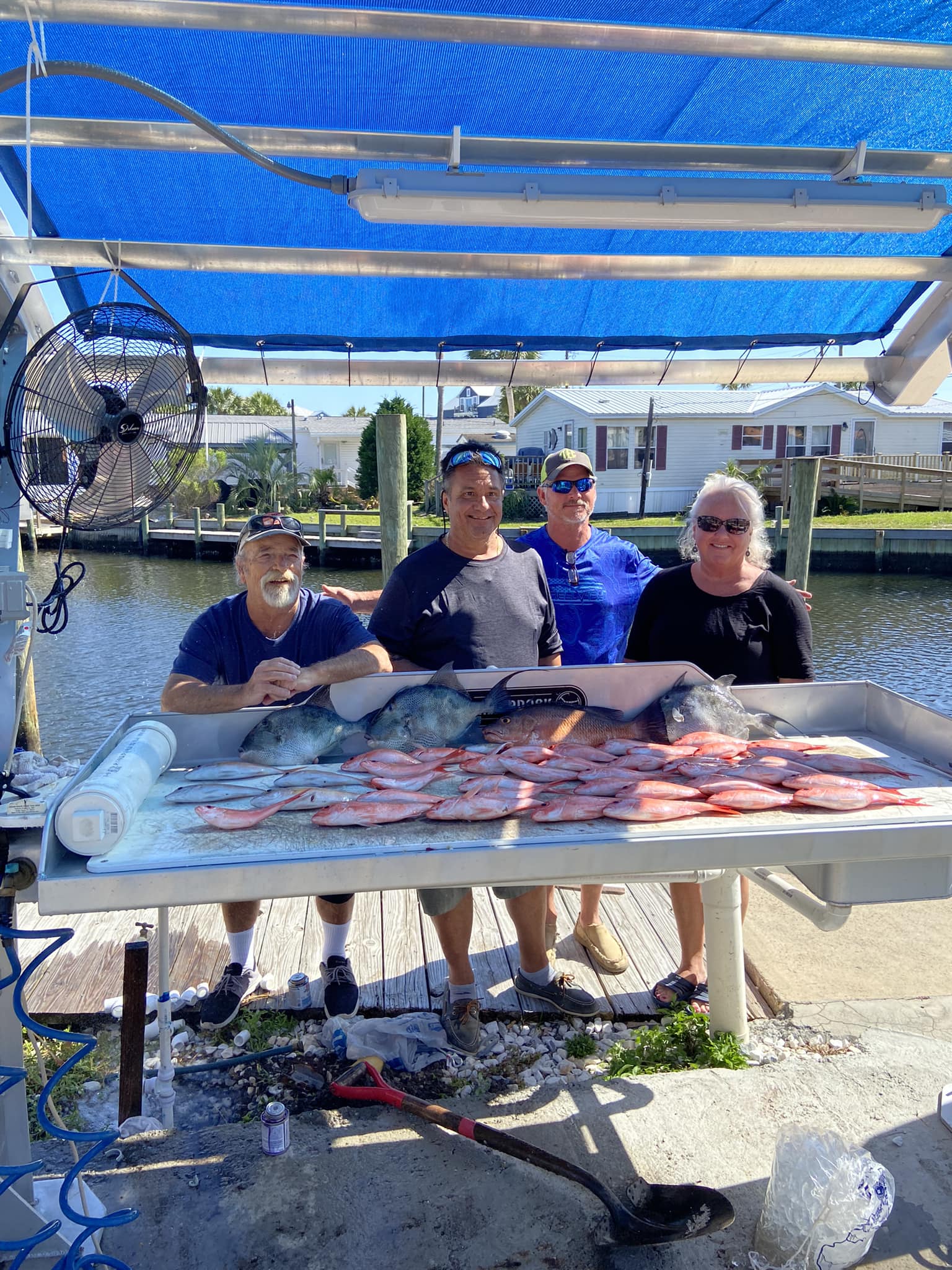 4 people fishing in FL