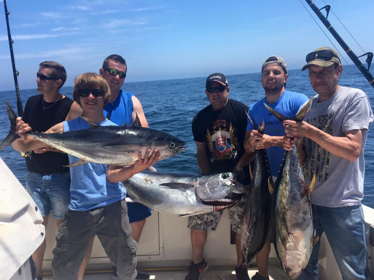 Anglers with a great catch of 4 large fish in New Jersey