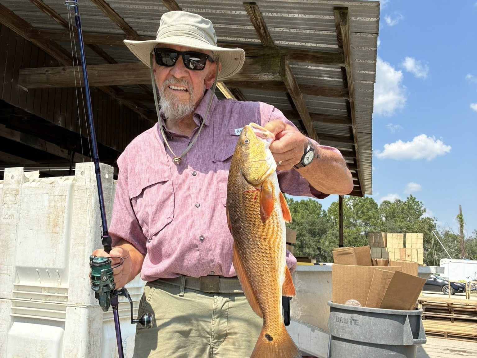 Gulf Shores inshore fishing charter boat with Captain Shawn on Shearwater 25' for 4-hour trip
