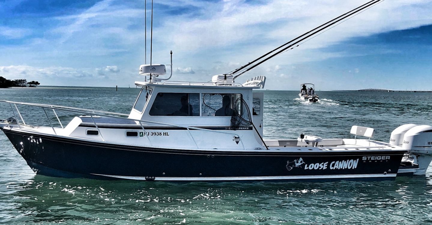 Manicsportfishing 31 ft Cabin
