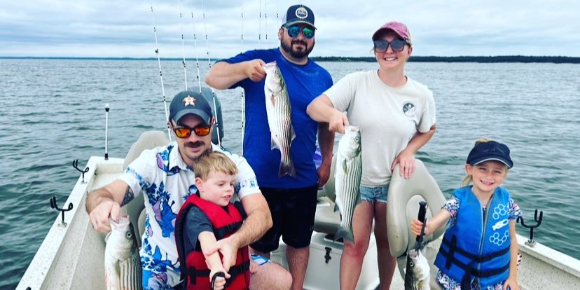 Lake Texoma striped bass fishing charter boat for 5 people with guide and tackle included