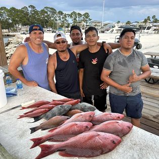 Fishing in Alabama with 5 people