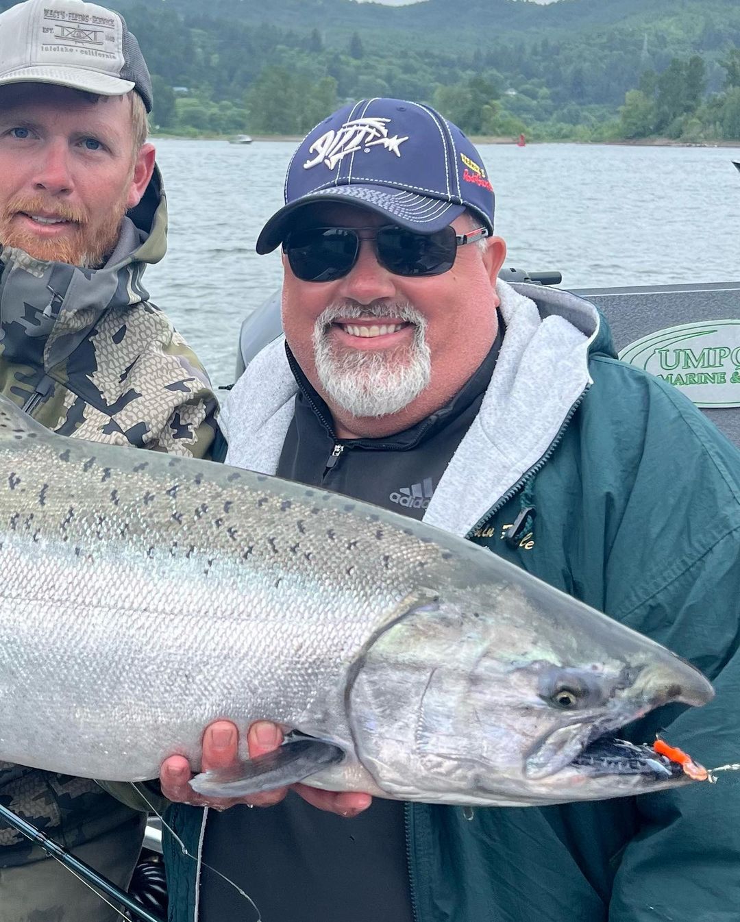 Anglers fishing in Roseburg