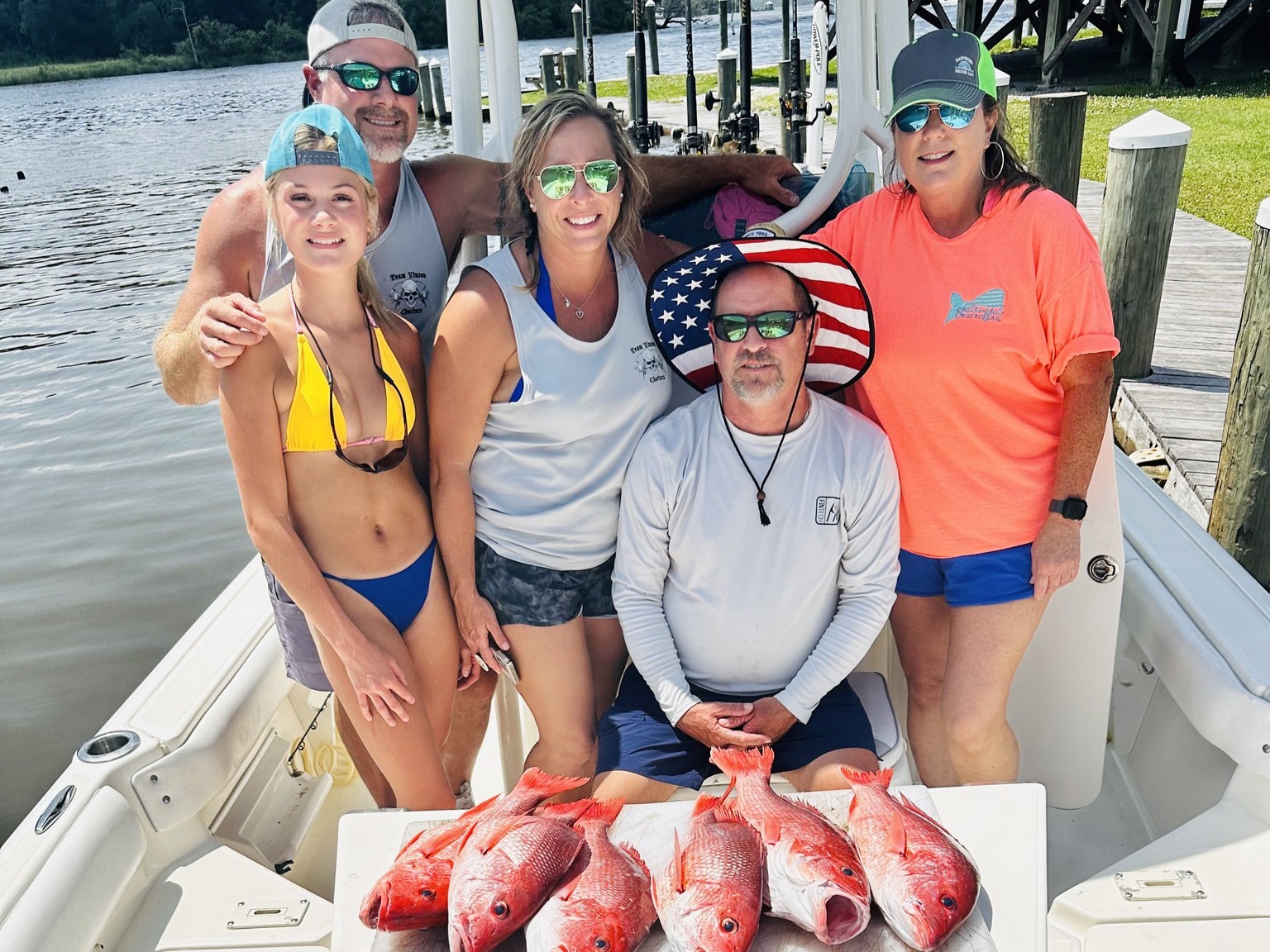 Red Snapper fishing charter boat Gulf Shores Alabama with anglers and catch