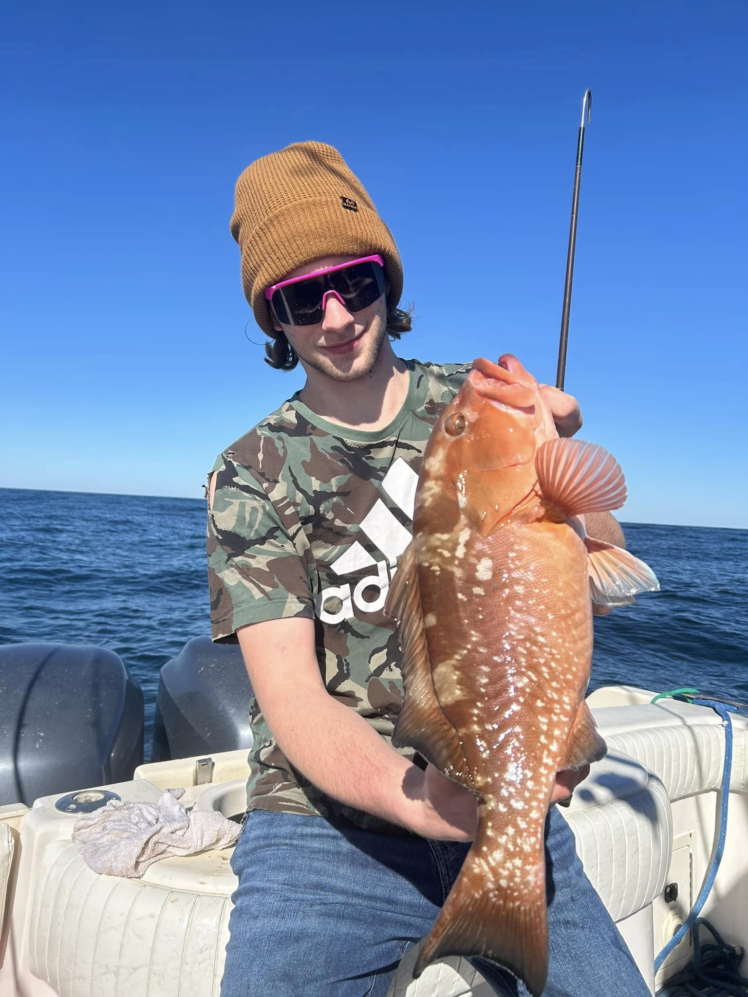 1 person fishing in FL with a big 23-inch fish