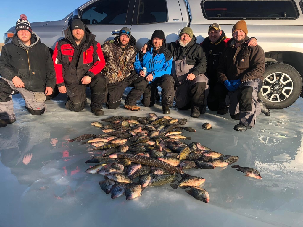 Group of 7 people enjoying outdoor activities in SD