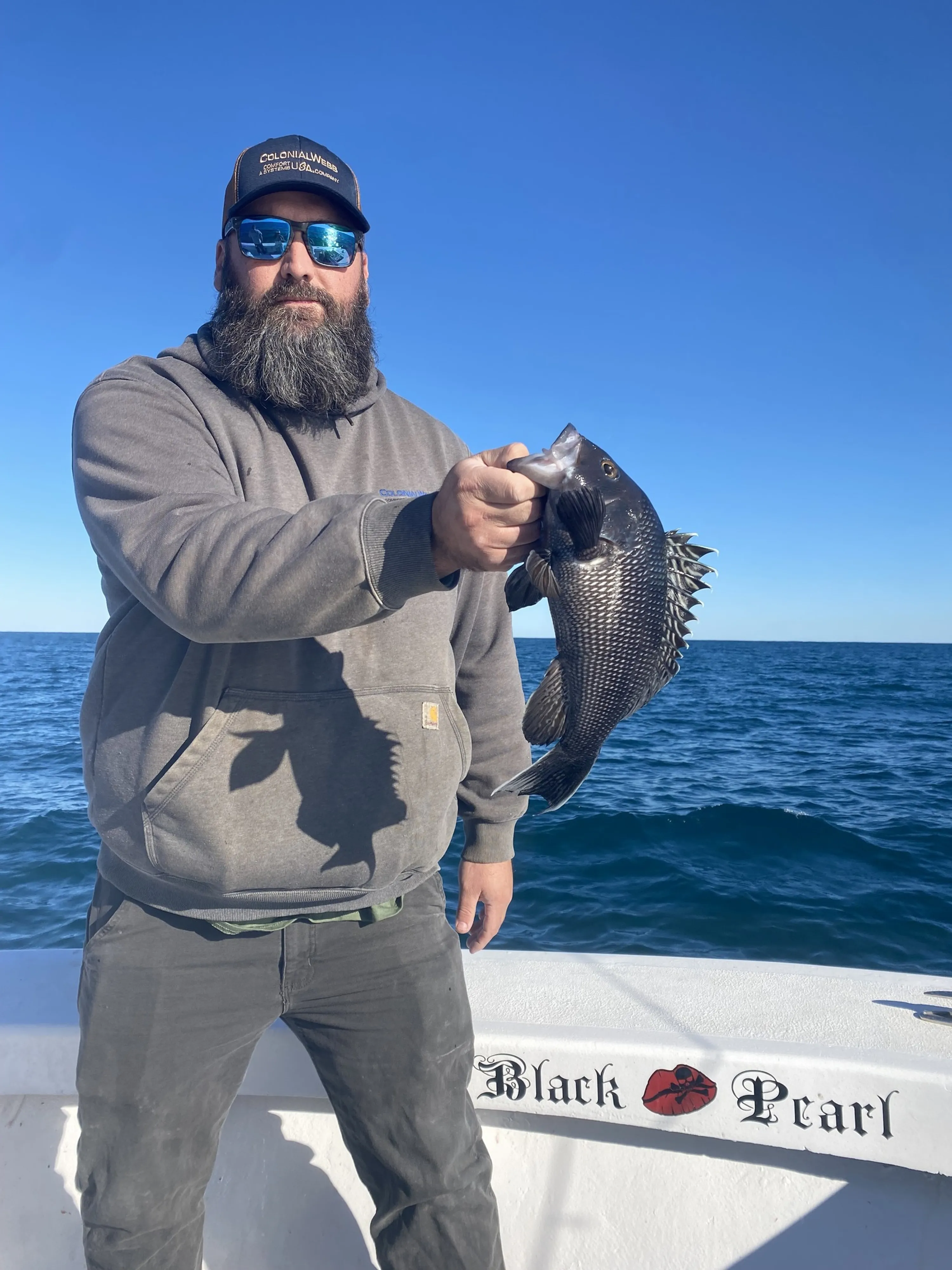 Offshore fishing boat charter departing Hatteras NC for tuna mahi marlin Gulf Stream trip