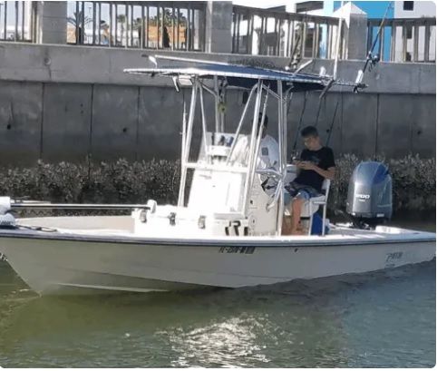 22' Pathfinder (Bay boat)
