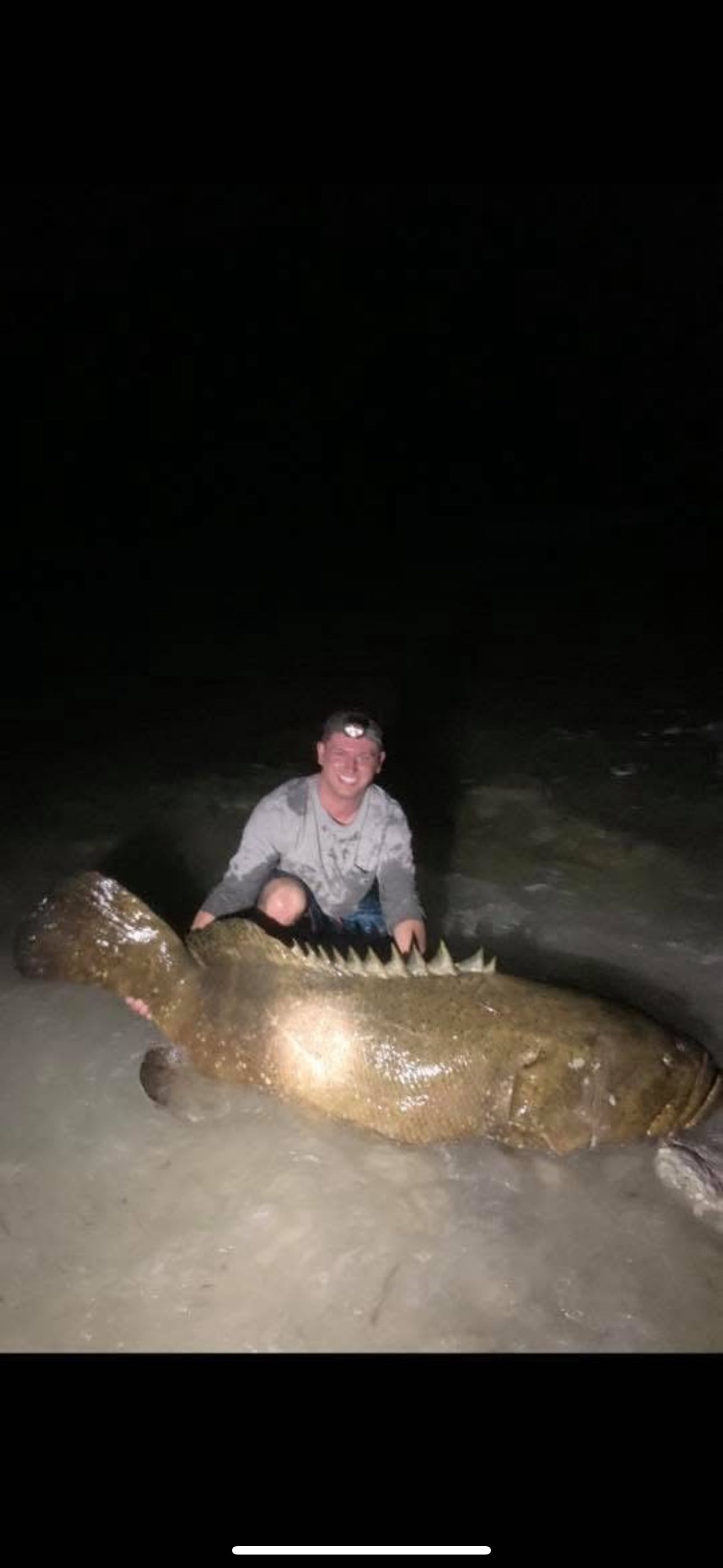 Fisherman catches a 52-inch trophy in FL