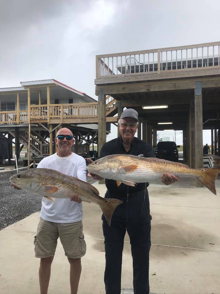 2 people fishing in LA