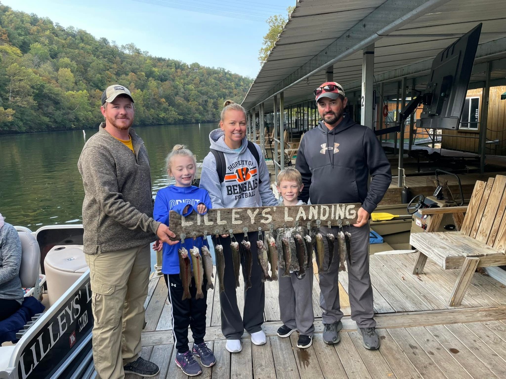 5 people enjoying a fishing trip in Missouri