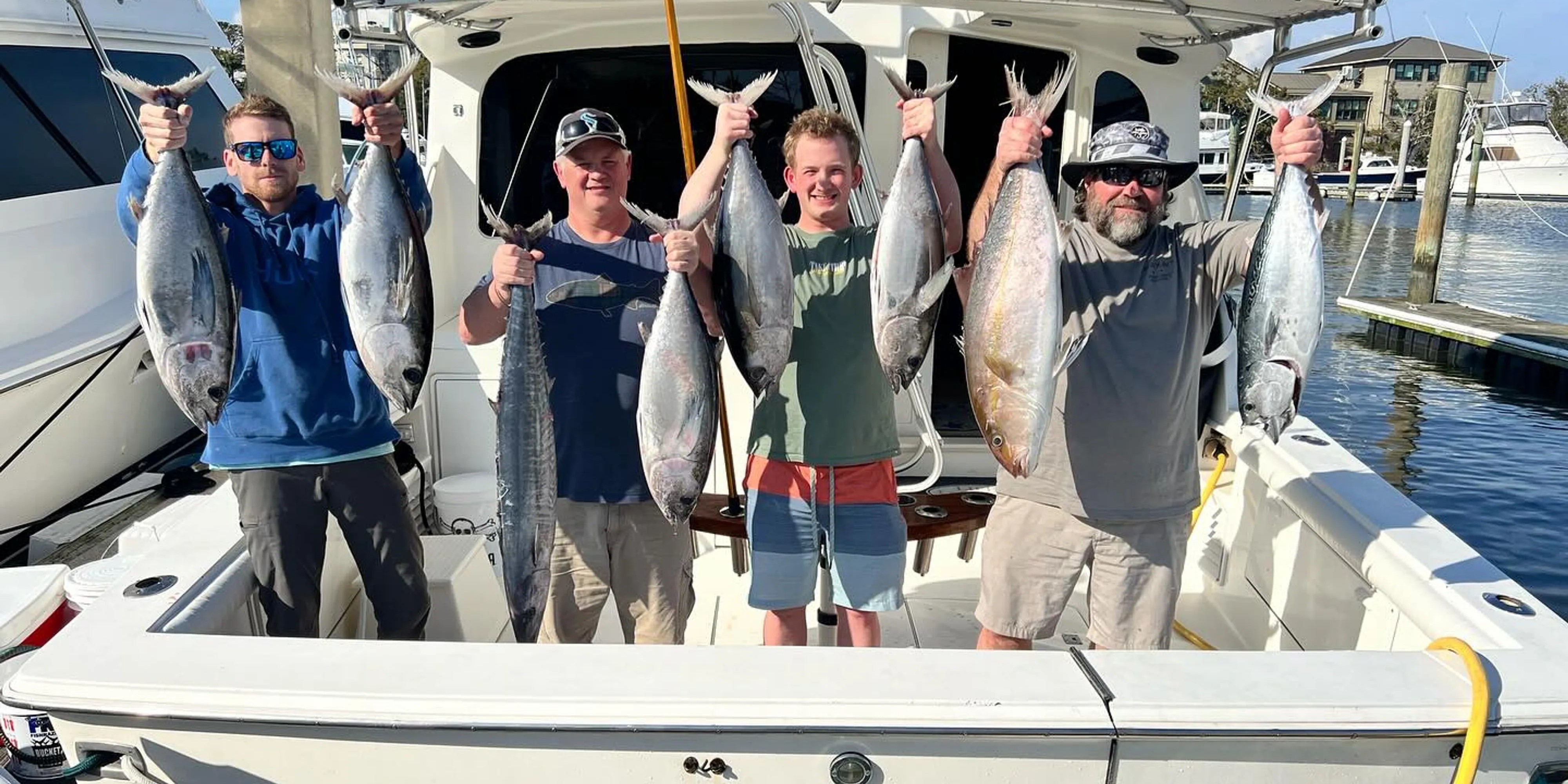 40ft Ocean Yacht offshore fishing boat in Charleston SC for 10-hour trolling trips up to 6 guests