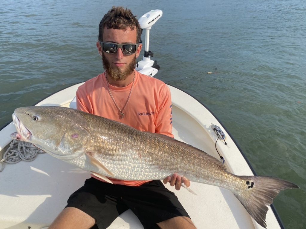 Redfish measuring 34 inches caught in FL