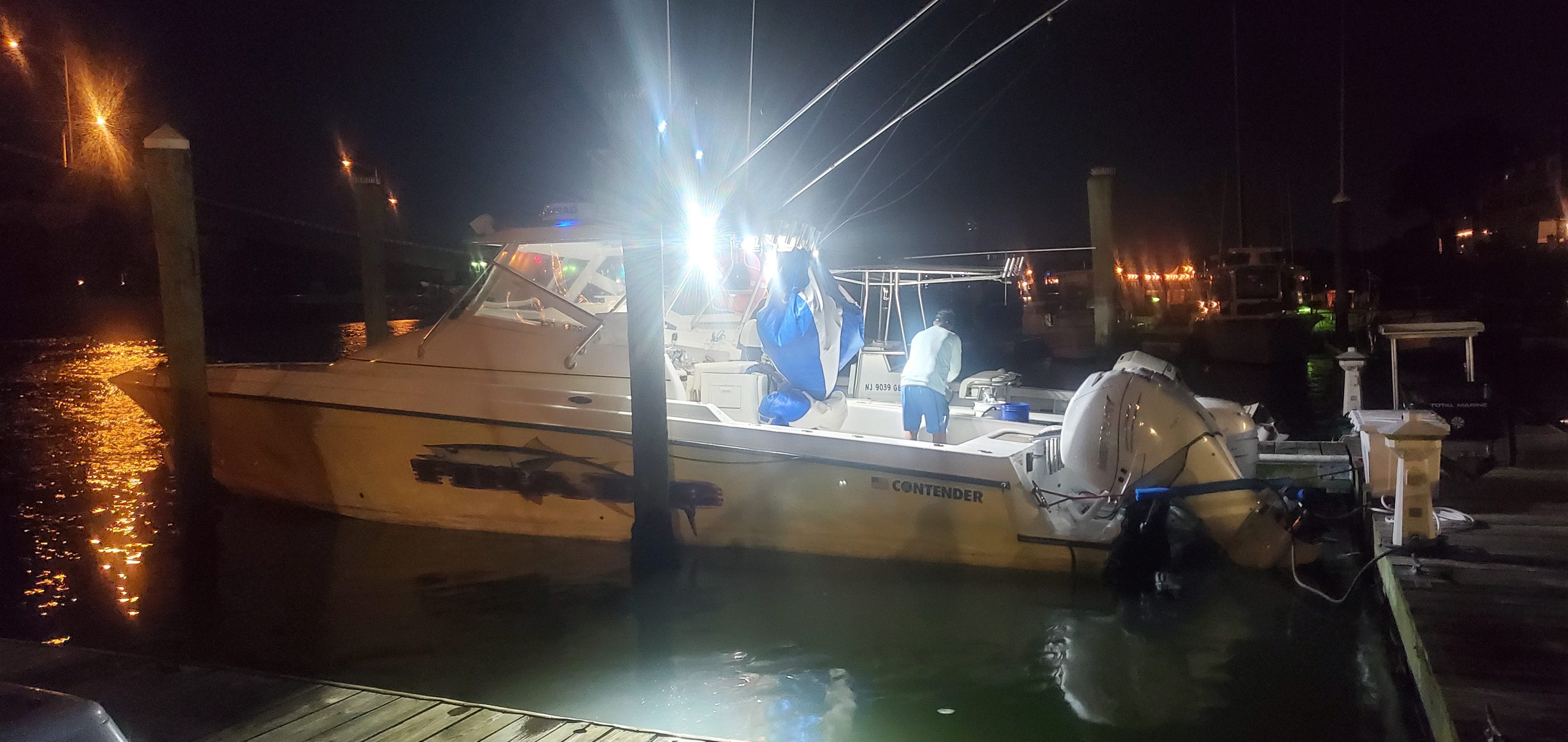 36' Contender