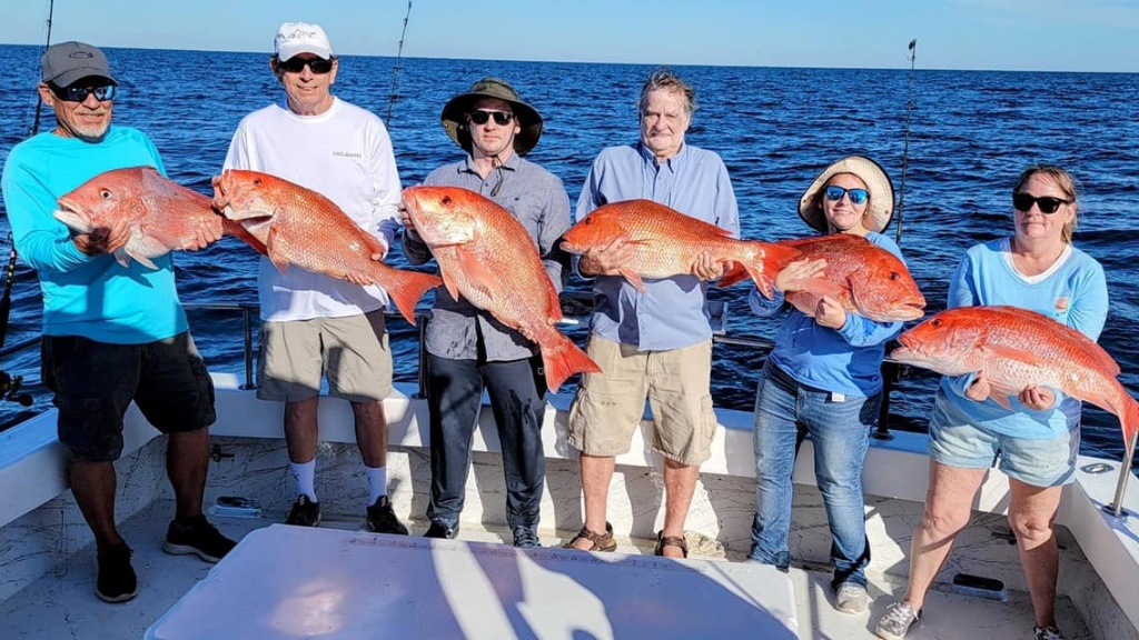 6 Gulf Shores anglers with a great catch
