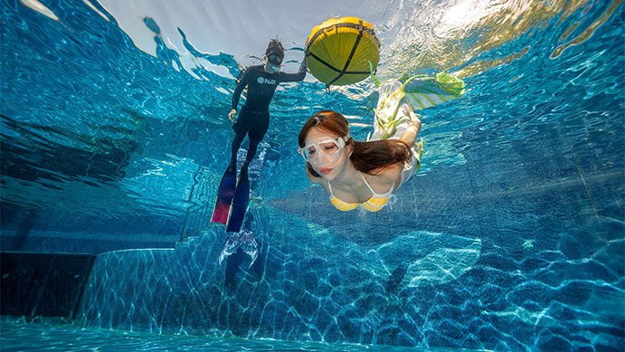 Basic mermaid eLearning course - learn mermaiding skills in pool training