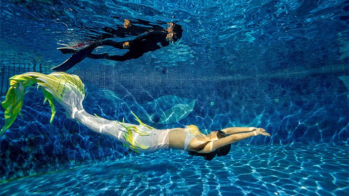 Mermaid eLearning course cover - underwater skills training for mermaids and divers