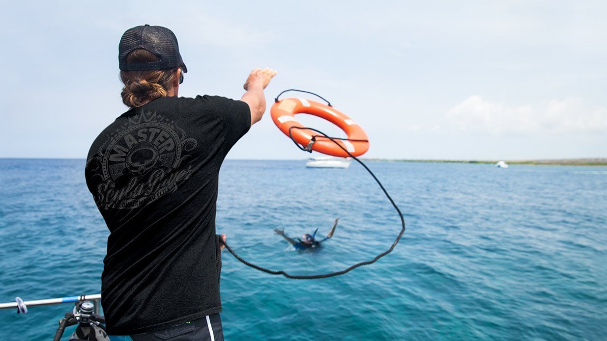 PADI Rescue Diver course training - learn emergency response and safety skills underwater