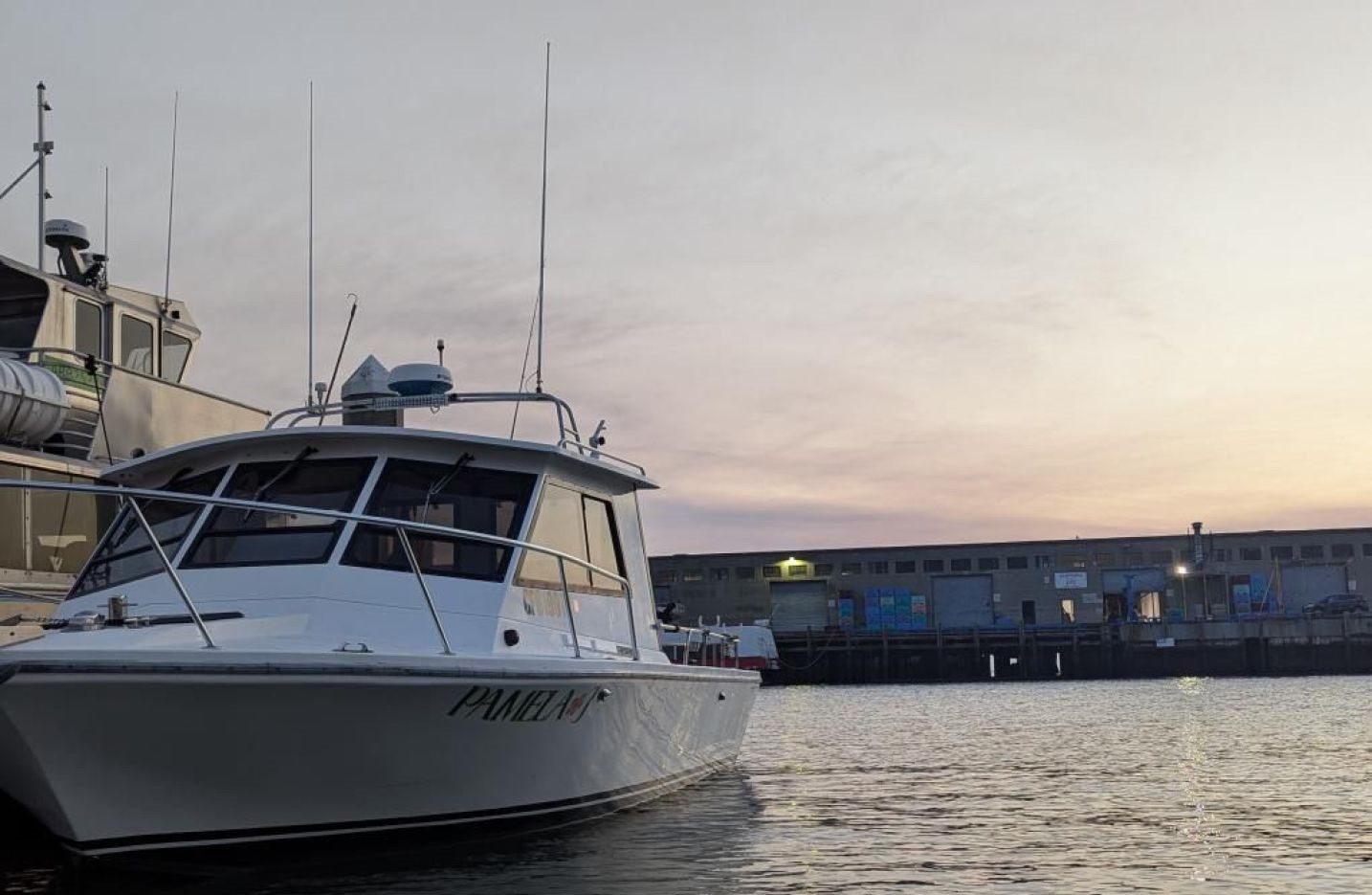 30 ft Island Hopper Boat