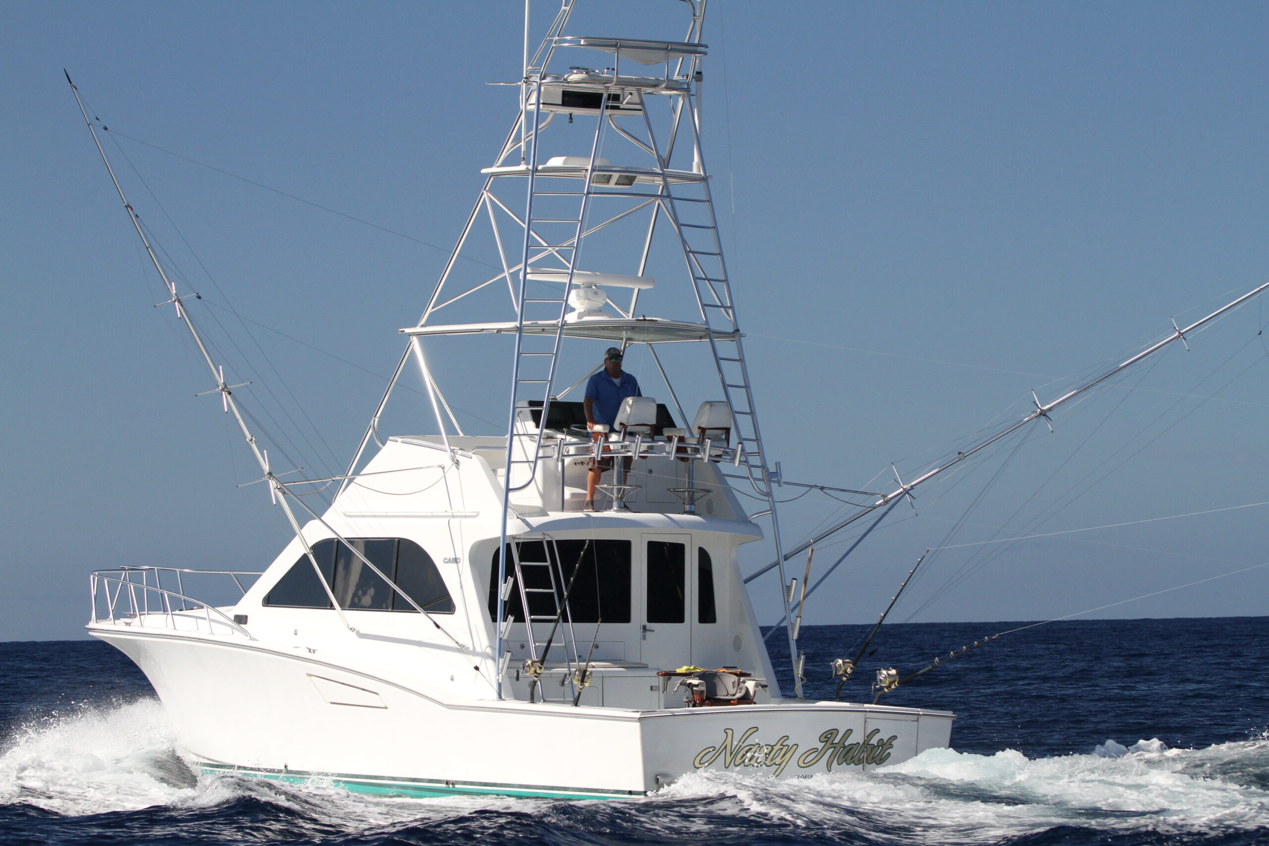 Angler fishing alone in Kailua-Kona
