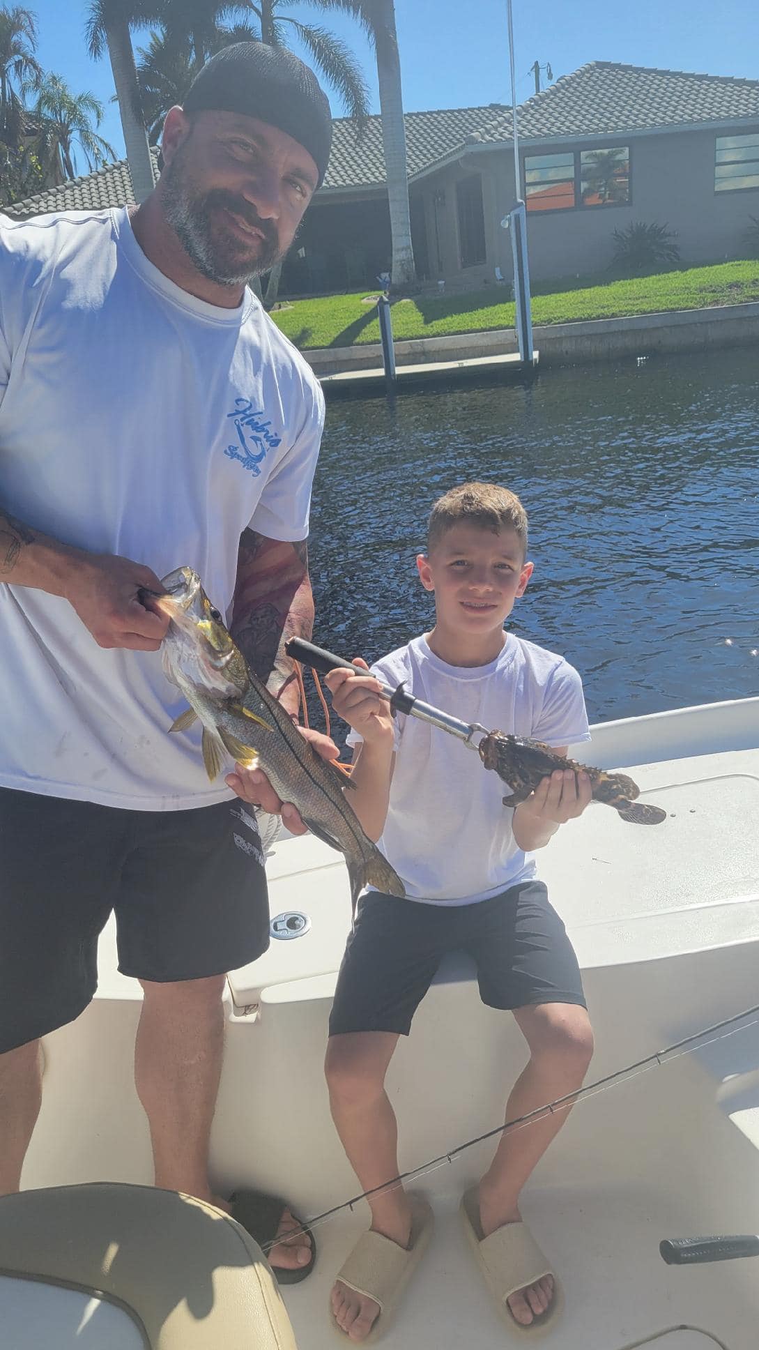 2 people fishing in Port Charlotte