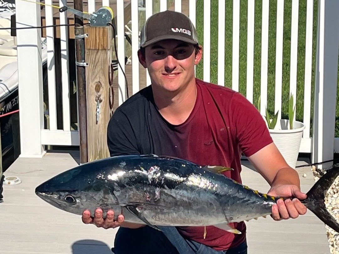 Full-day tuna fishing charter boat at Barnegat Light with Captain Frank targeting bluefin tuna