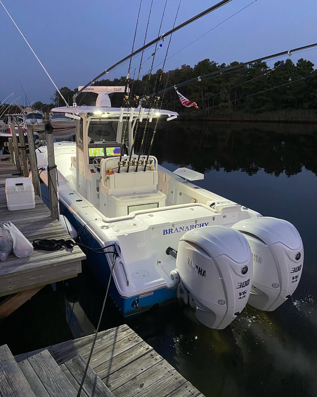 Sea Hunt 30'