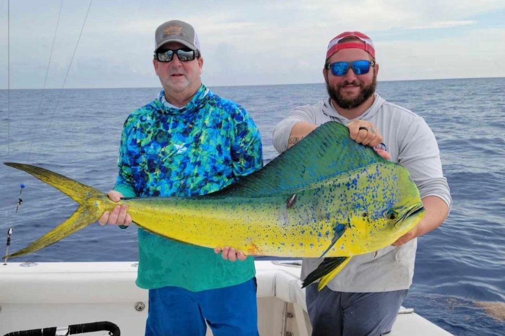 Anglers fishing on a sunny day in Florida