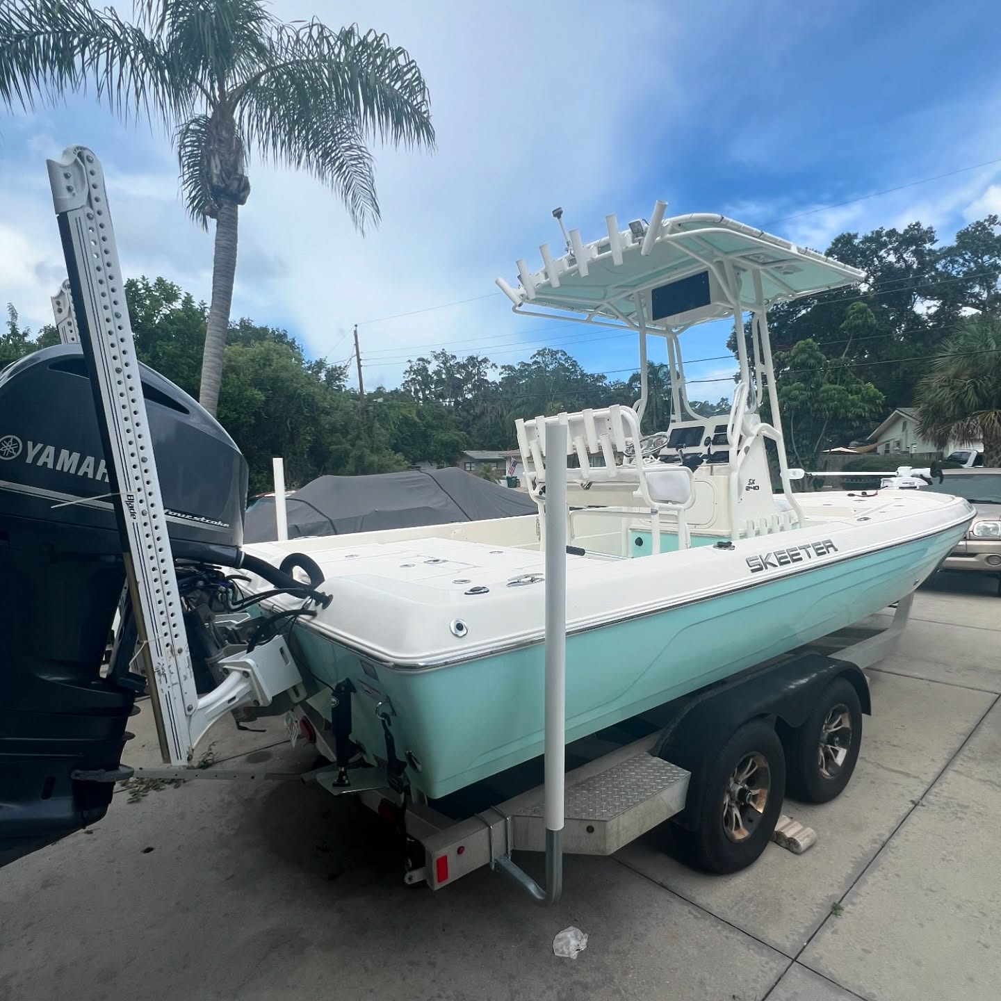 Skeeter 24' Bay boat